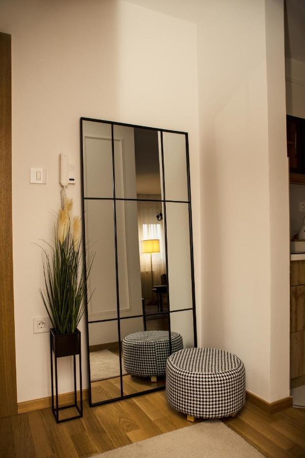 Room21 Free Garage * Novi Sad